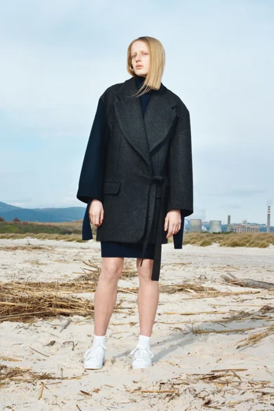 Look 10